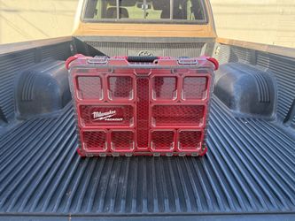 NEW MILWAUKEE PACKOUT 11-Compartment Impact Resistant Portable Small Parts Organizer