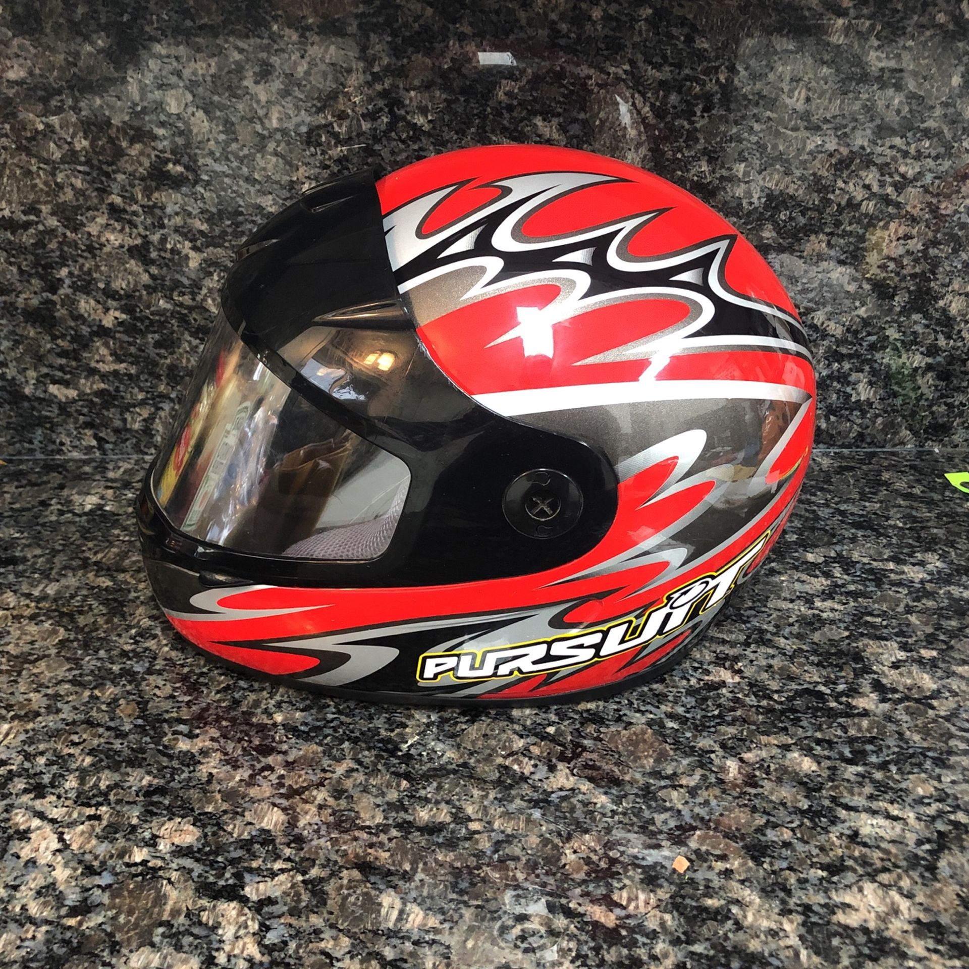 Pursuit    F4  Snowmobile helmet new 300 asking 150