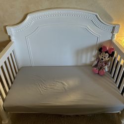 Convertible White Crib