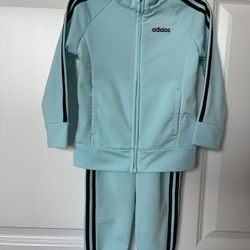 Adidas Girl’s Outfit 