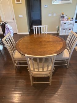Breakfast table and chairs