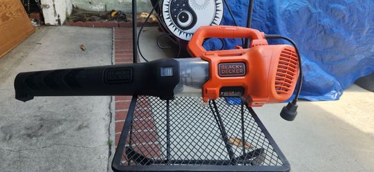 Black and Decker blower