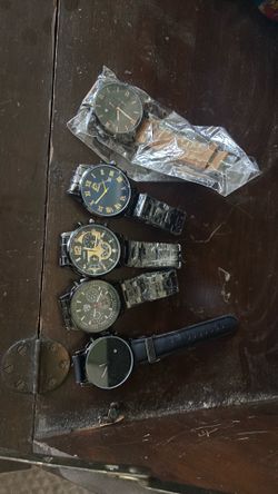 Lot of watches