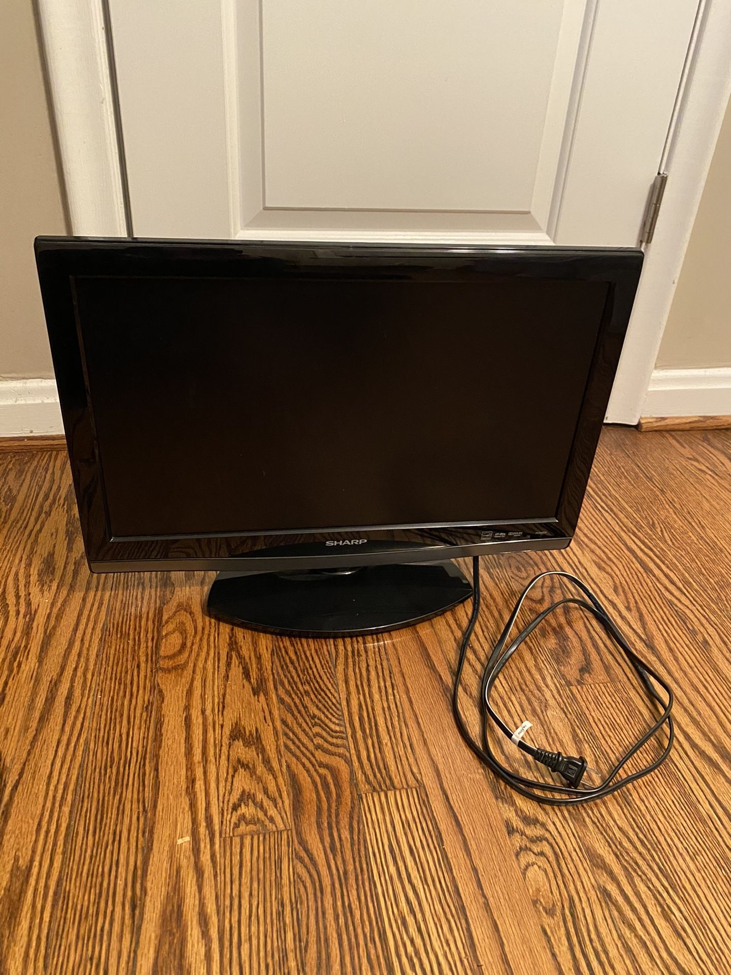 Sharp 22 inch Tv with built in DVD Player