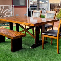 Dinning Table 