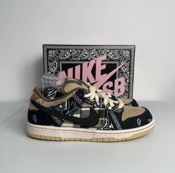 Nike SB Dunk Low Travis Scott Size 10