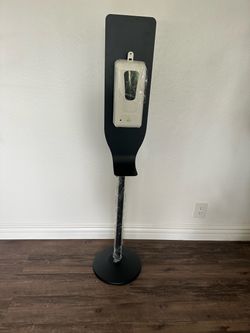 Automatic touchless hand sanitizer machine (brand new)
