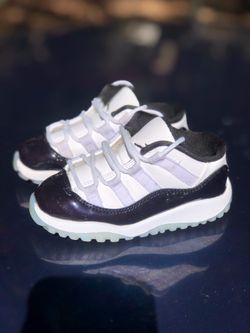 Jordan 11 “emerald” 8c