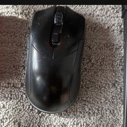 Selling Onn Gaming Mouse 
