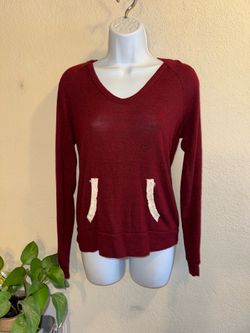 Light sweater size small