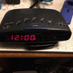 Plug In Clock Radio