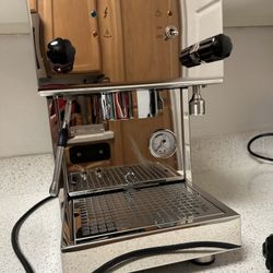 Profitec Pro 300 Espresso Machine