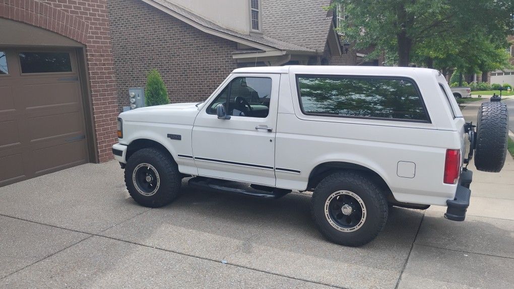 1995 Ford Bronco