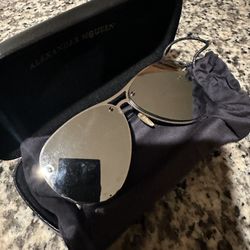 Alexander Mqueen Sunglasses