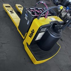 Yale Electric Ryder Pallet Jack With Charger Ready For Work