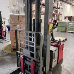 Electric Stacker - Electric Pallet Jacket 
