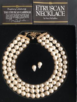 Vintage Franklin Mint Pearlescent Pearl Necklace & Earrings Set, 14kt Gold-Filled. Vintage from 1990 Reduced to $150