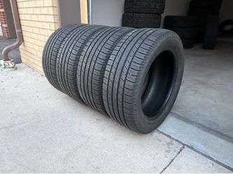 225/55/17 Michelin