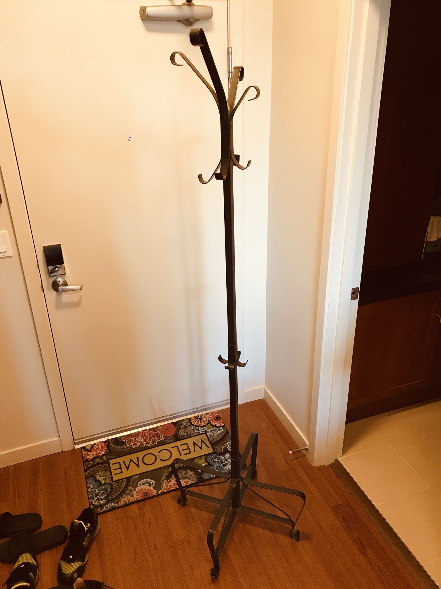 Coat Hanger Stand