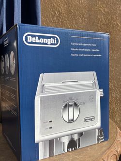 NEW De'Longhi 15-Bar Espresso Machine with Cappuccino Frother – Stainless Steel OBO