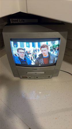 Magnavox tv with dvd built in