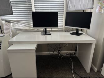 Desk with pull out panel, white, 151x65 cm