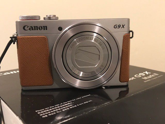Canon Powershot G9X Mark ll Accessories included