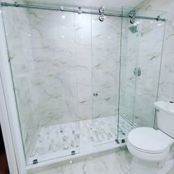 Sliding shower door