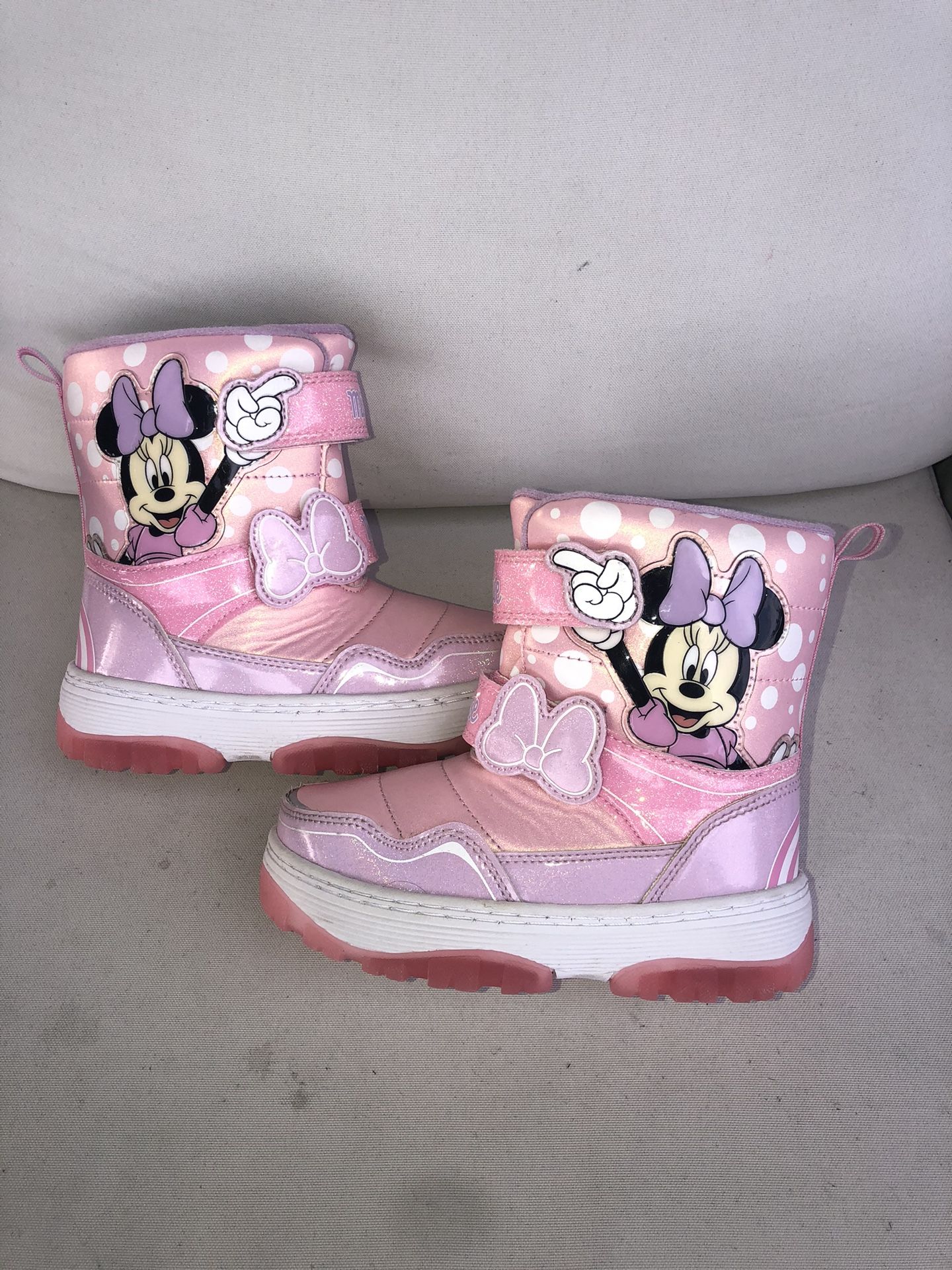 Girls Minnie Mouse Snow Boots 