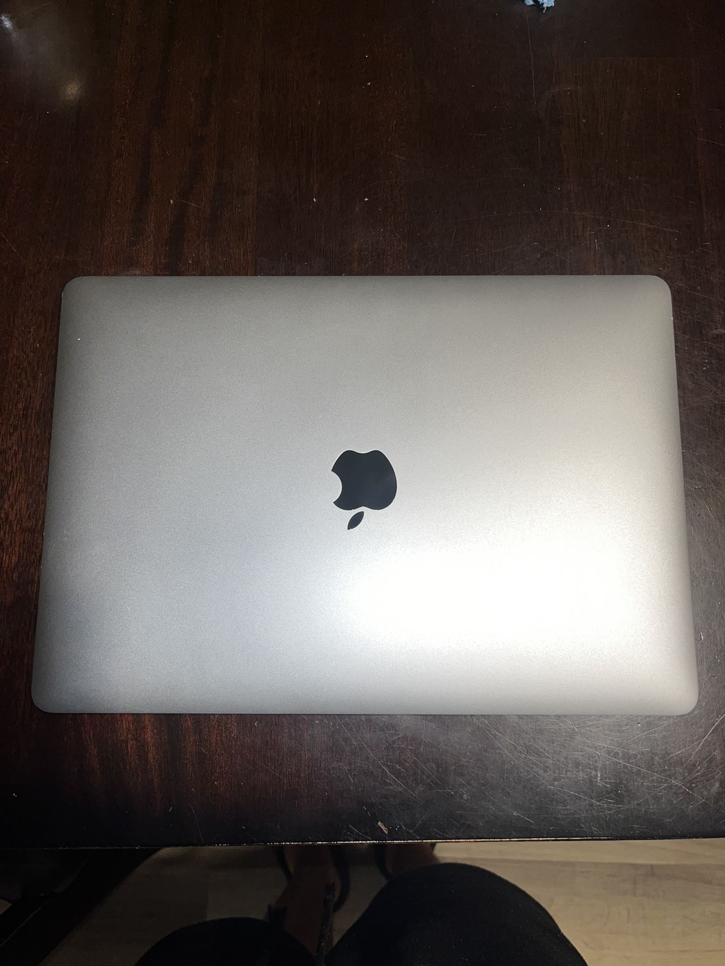 Macbook Pro 2022 M2 Space gray