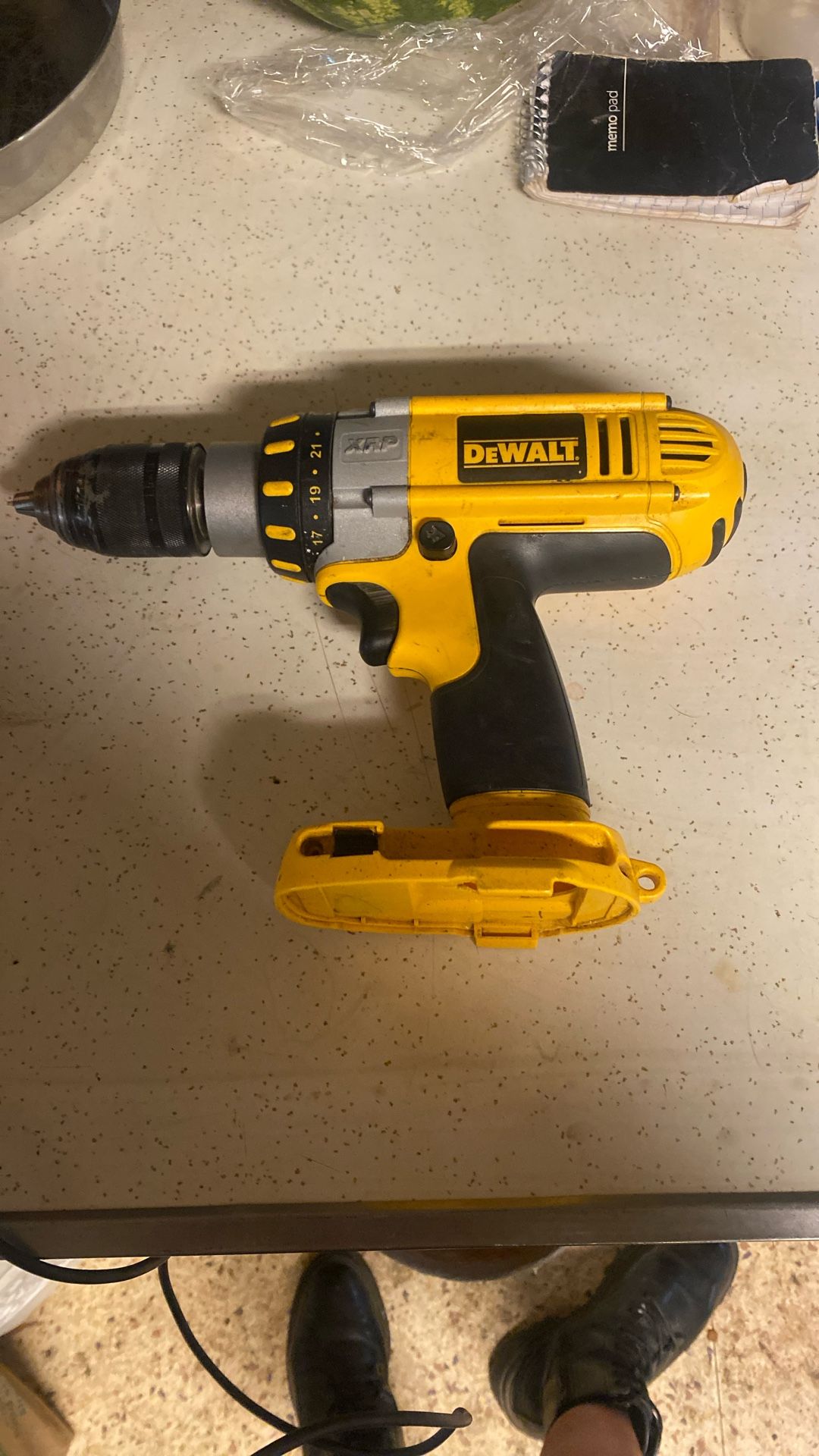 DEWALT CORDLESS DRILL DRIVER