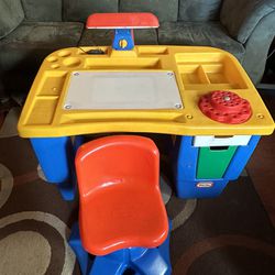 Little Tikes Tracing Art Desk With Chair