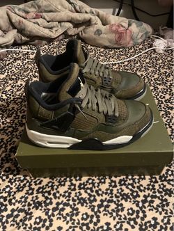 Air Jordan 4 Olive Green Sneakers Size 4.5