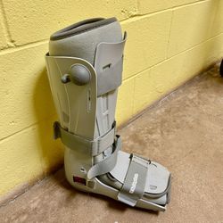 Walking Boot