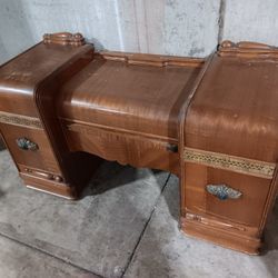 Antique art deco Desk /vanity