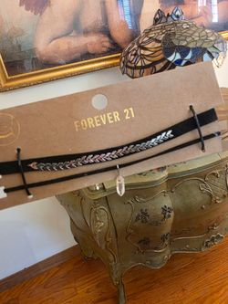 Forever 21 choker