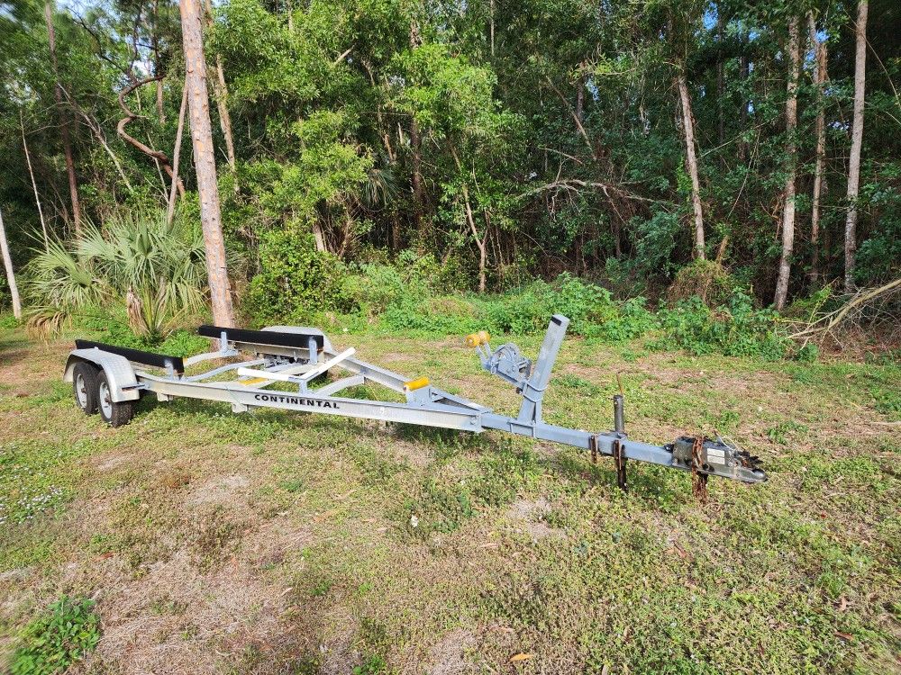 2018 CONTINENTAL DOUBLE AXLE BOAT TRAILER
