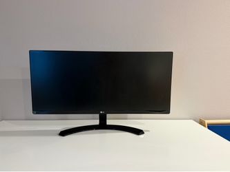LG 29” UltraWide IPS Monitor (29UM59A-P) – Excellent Condition
