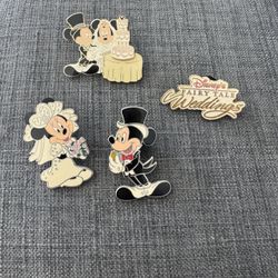 Mickey And Minnie Wedding Pin Set
