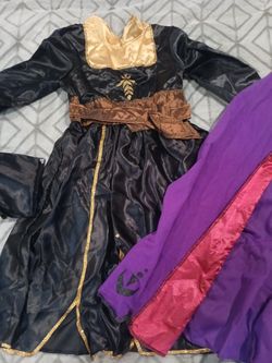 Anna Frozen  Small $20 New