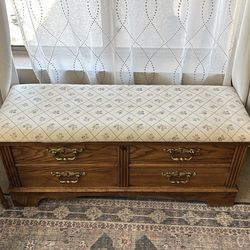 Lane Cedar Chest