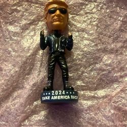 DJT Bobblehead 