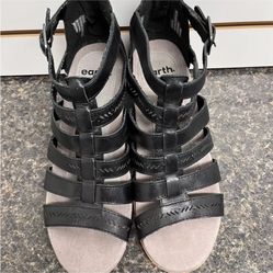 NIB Earth Woodland Sunny Gladiator Caged Cork Wedge Sandal Black 10M Women’s