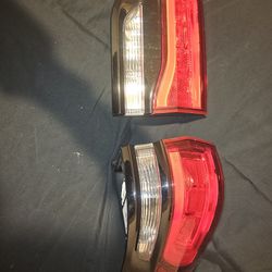 Right Rear Inner/outer Tail Lights