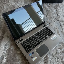 Toshiba 17” Laptop - Core i5 - 6GB Ram