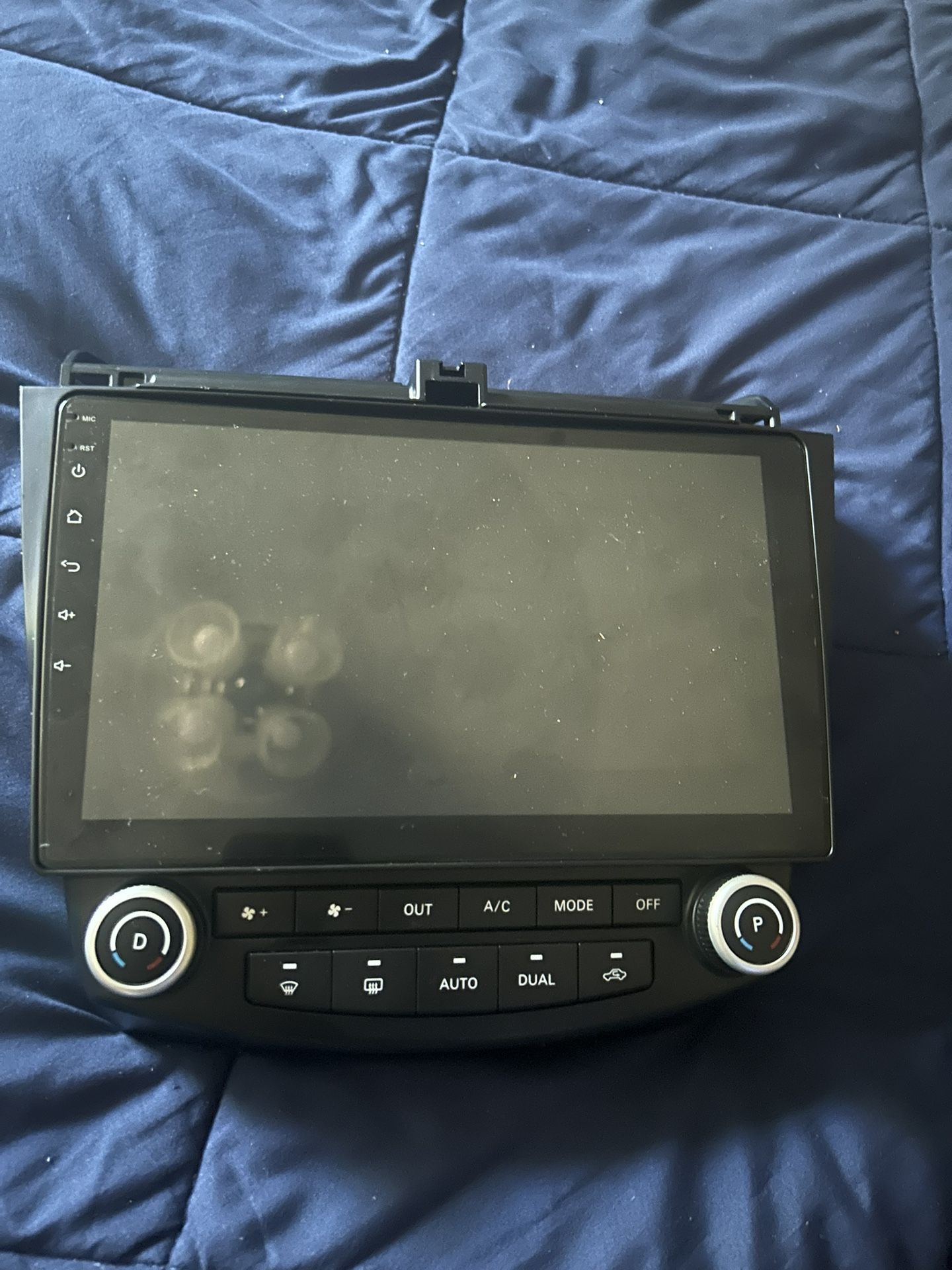 13.0 Honda Car Radio + Sub