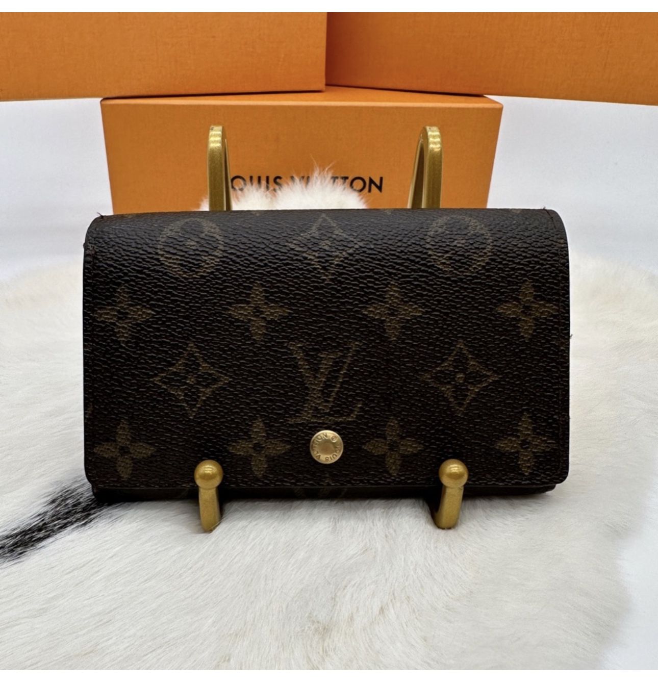 Louis Vuitton, Bags, Authentic Louis Vuitton Bifold Wallet