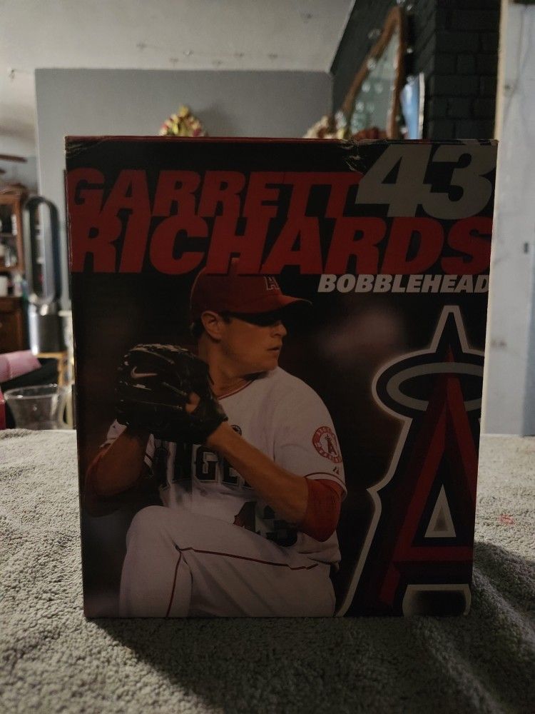 garret richards bobblehead