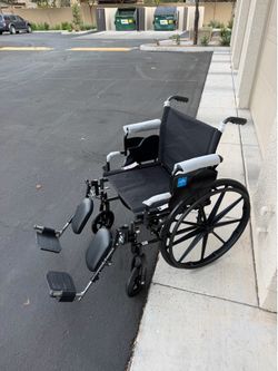 Medline wheelchair