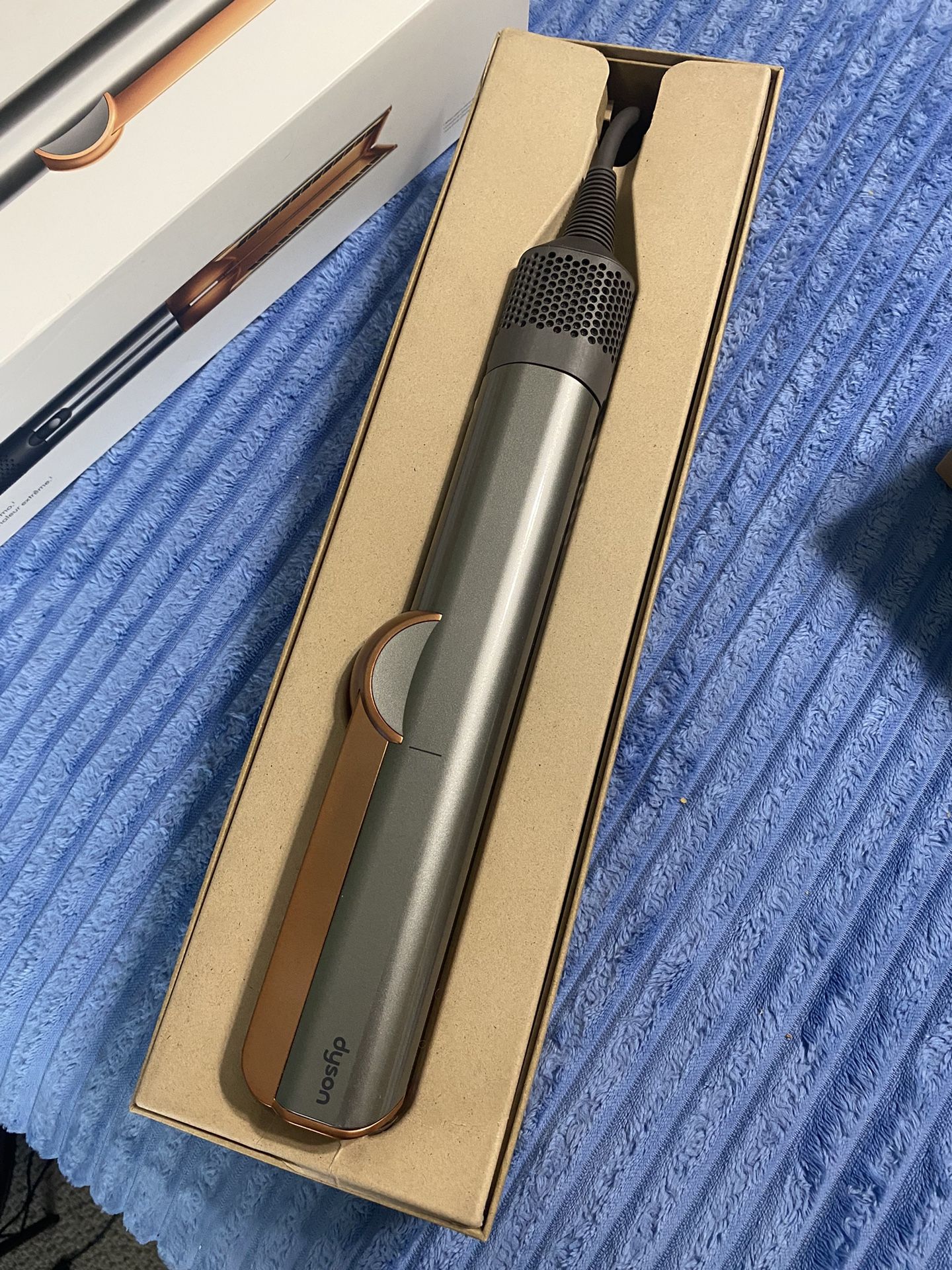 Dyson Airstrait Straightener